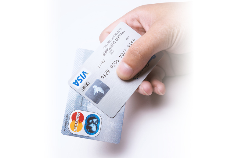 ネイルサロンに「クレジットカード決済」を絶対に導入するべき理由を解説
